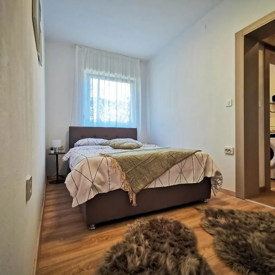 Apartment Liznjan